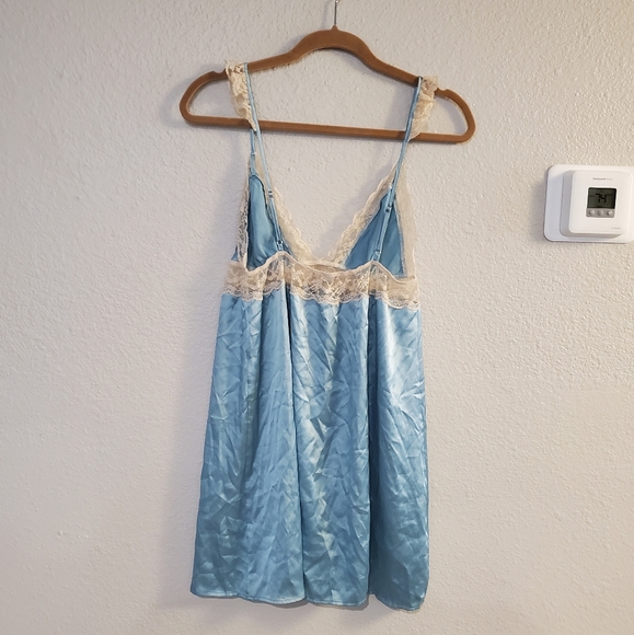 Victoria's Secret Lace Lingerie - Picture 2 of 6